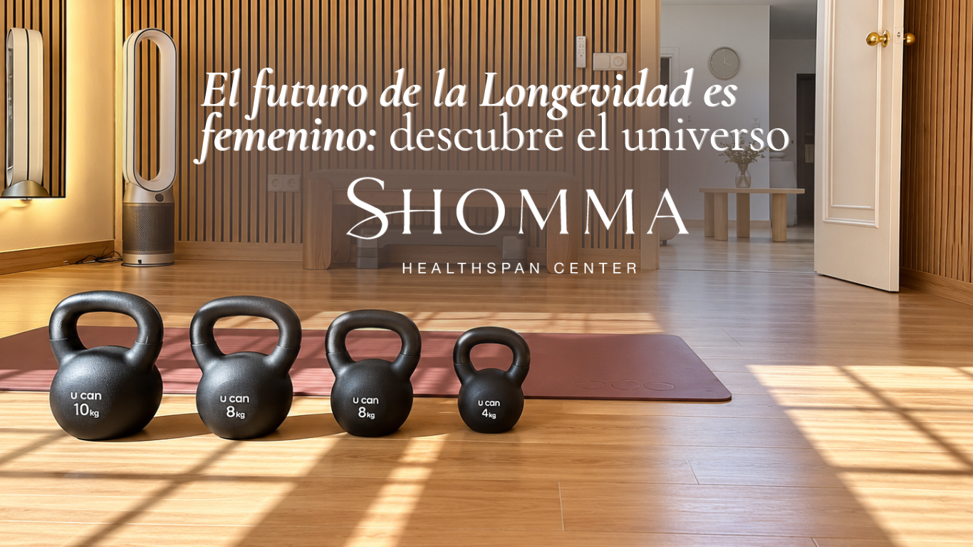 SHOMMA Healthspan Center, a new approach to women's health and longevity in Madrid: movement studio with kettlebells and an exercise mat.